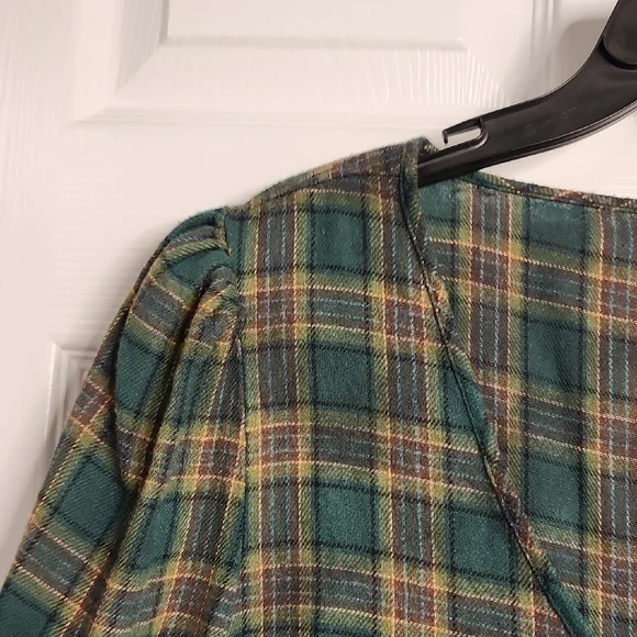 Chelsea & Violet Green Flannel Plaid Mini Dress. - Picture 7 of 14